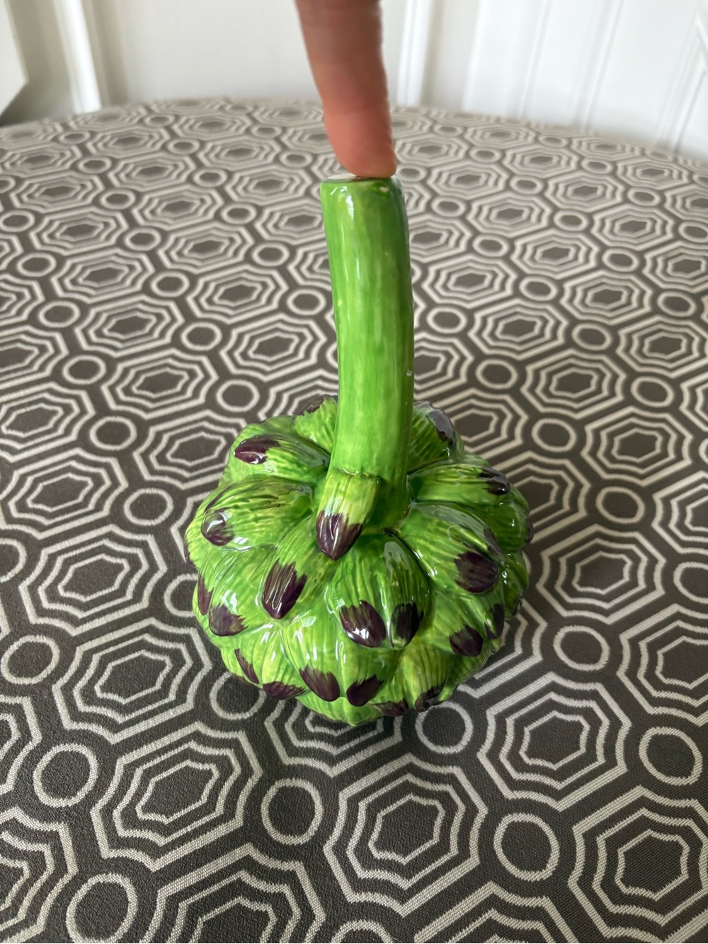 Hand-Painted Ceramic Artichoke Sculpture - Green - Picture 2 of 16